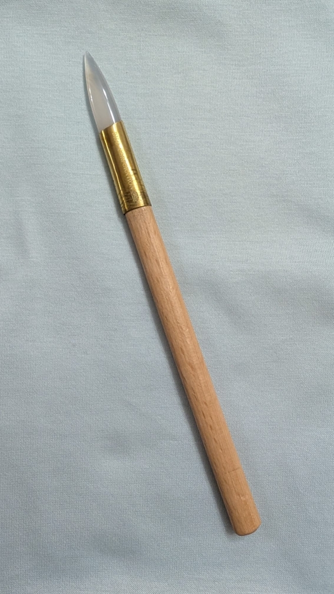 Spatule en pierre d'agate